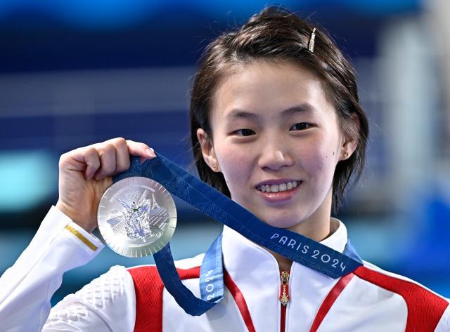 天博体育官网-陈芋汐再获银牌 从预赛到半决赛再到决赛愈发坚定